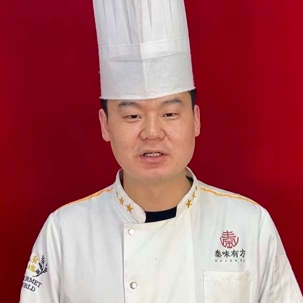 李磊